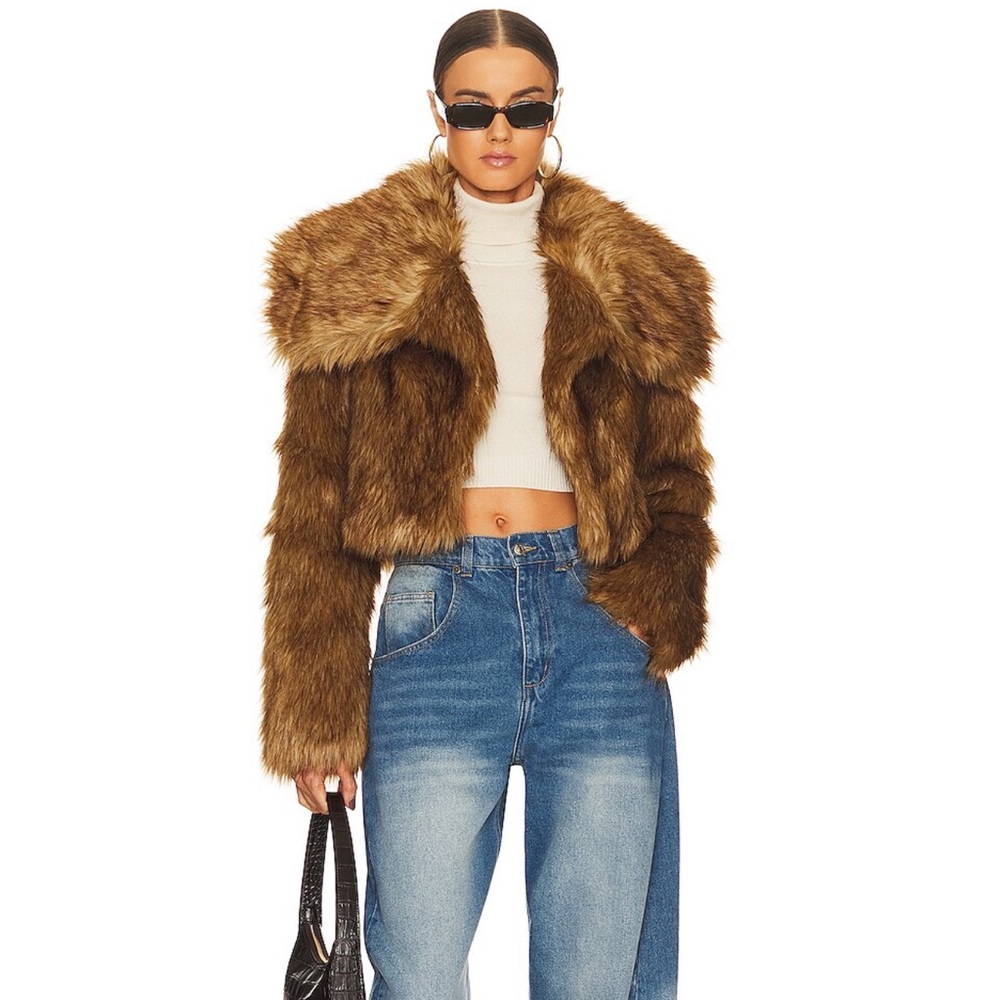 NWOT Ella Cropped Jacket in Brown